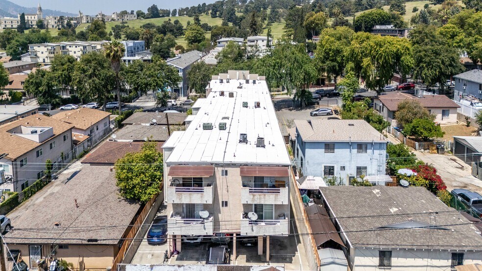 More Photos Of 3350 Drew St, Los Angeles Apartments For Sale