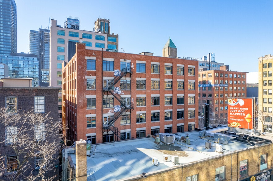 More Photos Of 129 Spadina Ave, Toronto Office For Lease