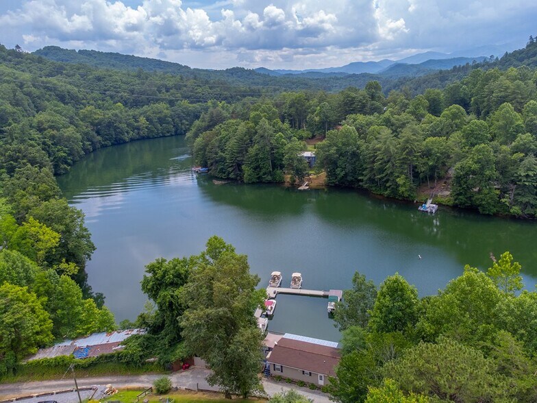 More Photos Of 270 Deyton Camp Rd, Robbinsville Marina For Sale