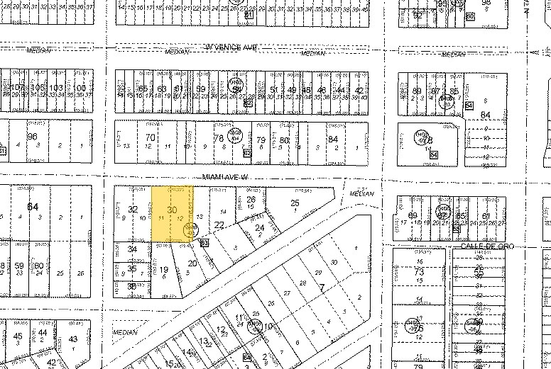 More Photos Of 229-239 Miami Ave W, Venice Storefront For Lease