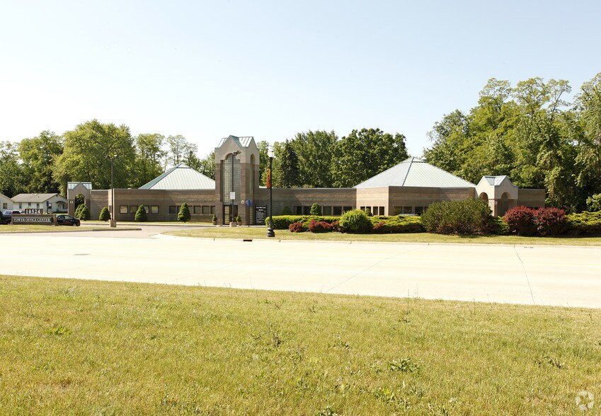 More Photos Of 10524 E Grand River Ave, Brighton Office For Lease