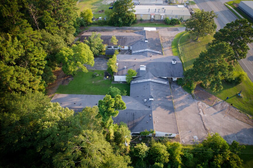 More Photos Of 1712 N Timberland Dr, Lufkin Continuing Care Retirement Community For Sale