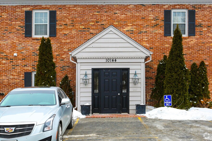 More Photos Of 10144 N Port Washington Rd, Mequon Loft Creative Space For Lease