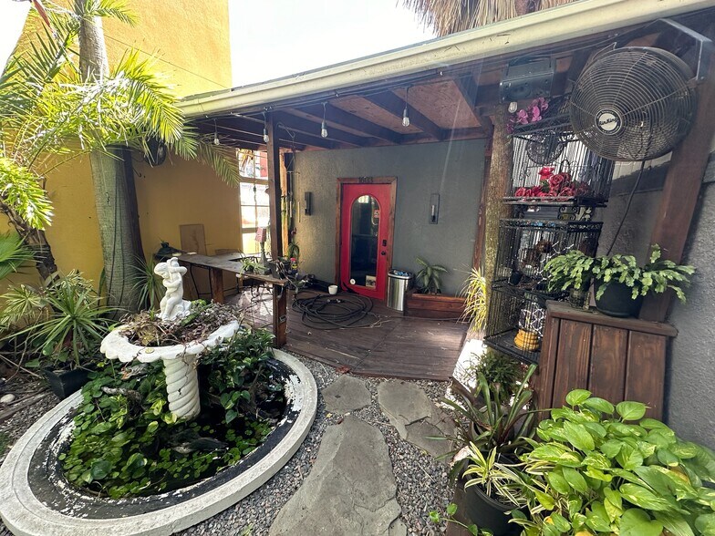 More Photos Of 1901 E 5th Ave, Tampa Office For Sale