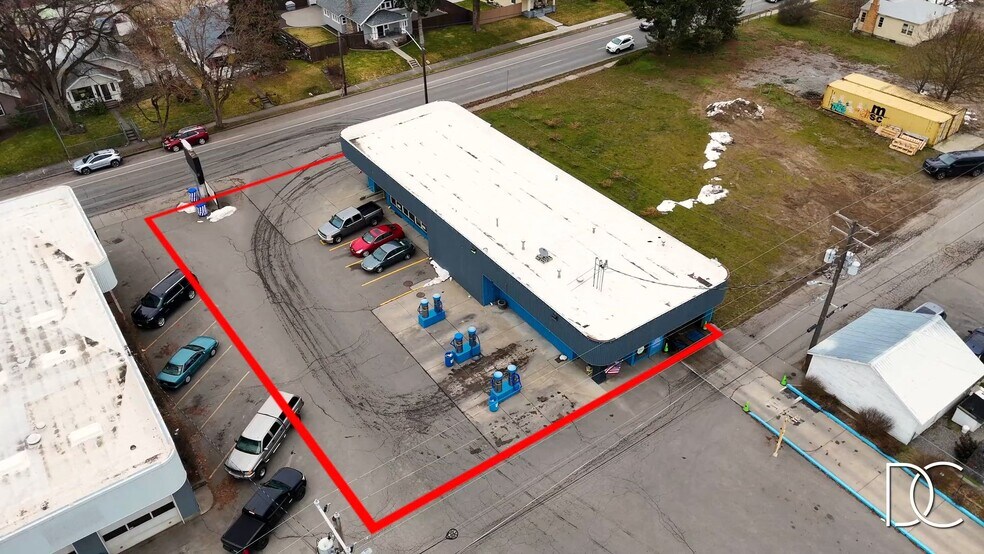 Primary Photo Of 1114 N 3rd St, Coeur d'Alene Service Station For Sale