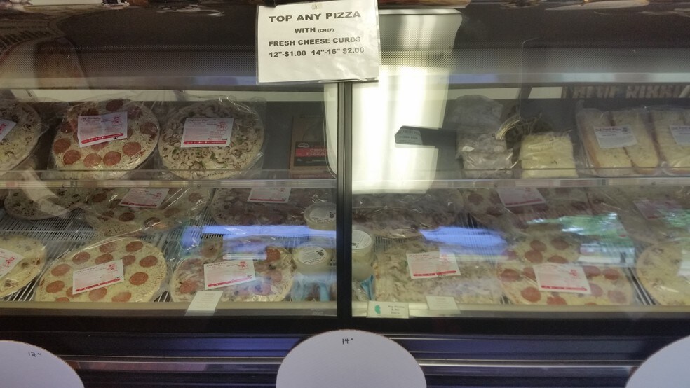 More Photos Of 204 Manitowoc St, Menasha Restaurant For Sale