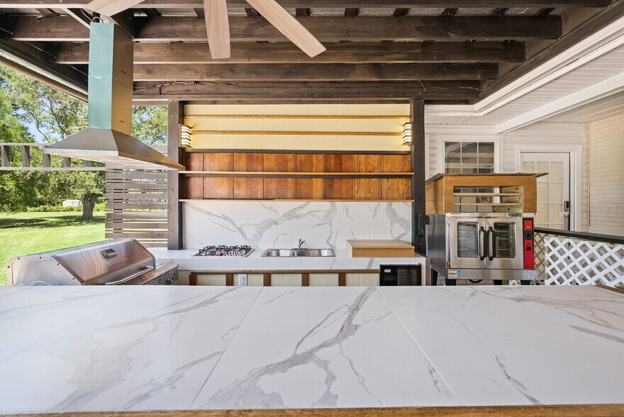 More Photos Of 1498 Markham Woods Rd, Longwood Flex For Sale