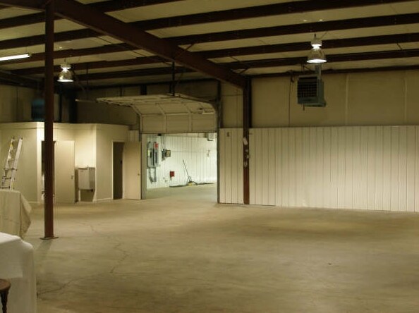 More Photos Of 3100 S Hwy 226, Marion Light Manufacturing For Lease