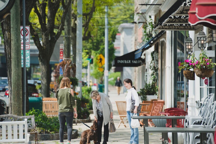 More Photos Of 259-263 Sound Beach Ave, Old Greenwich Freestanding For Lease