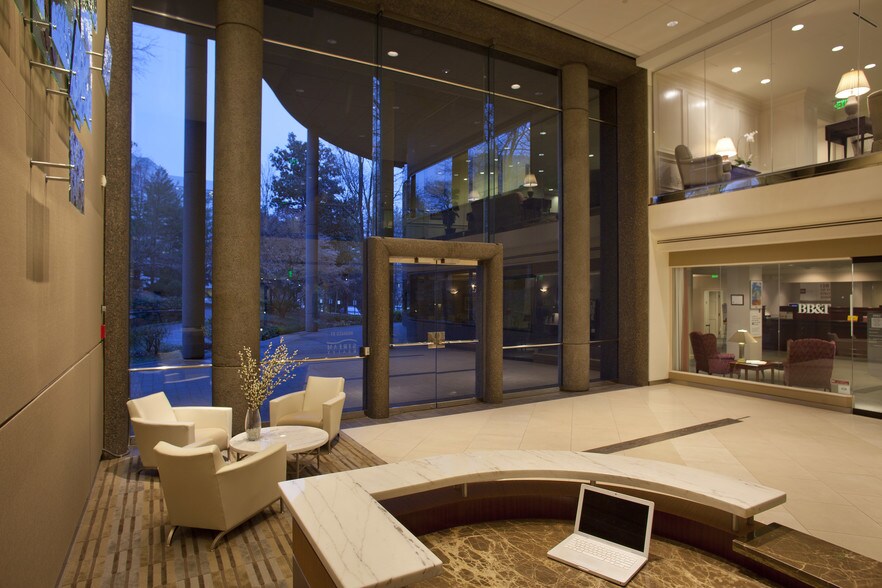 More Photos Of 3520 Piedmont Rd NE, Atlanta Office For Lease