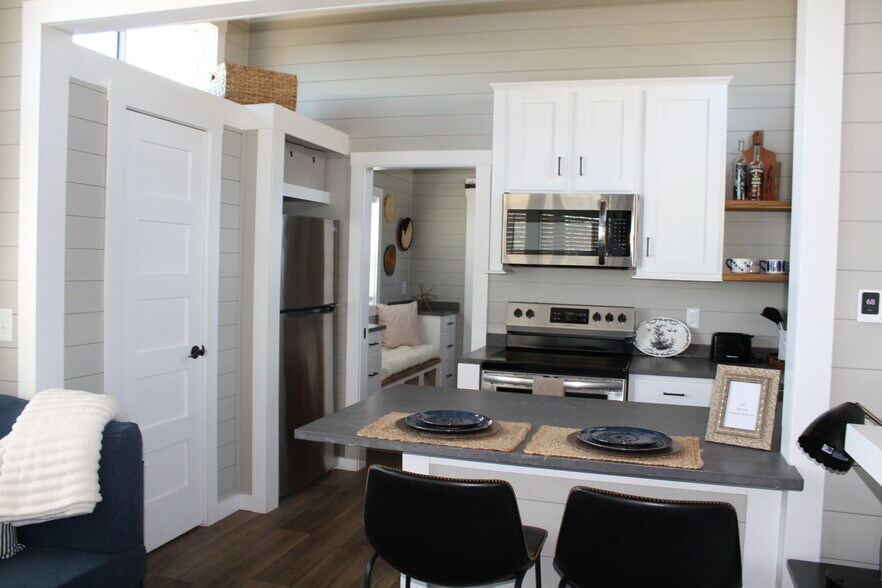 More Photos Of 177 Roper Rd, Copperhill Specialty For Sale