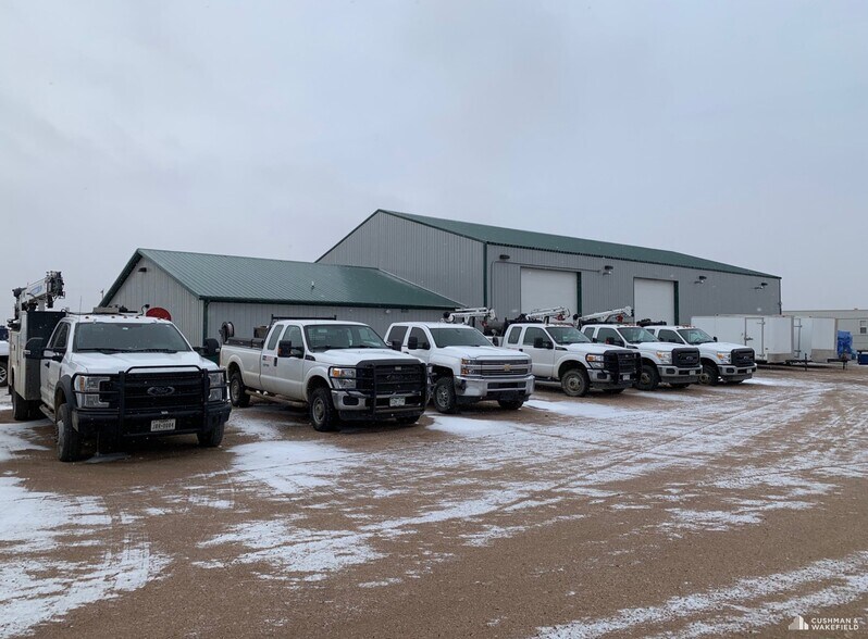 More Photos Of 600 Lone Tree Cir, Nunn Warehouse For Sale