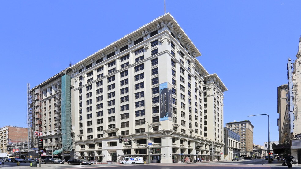 More Photos Of 750-762 S Broadway, Los Angeles Apartments For Lease
