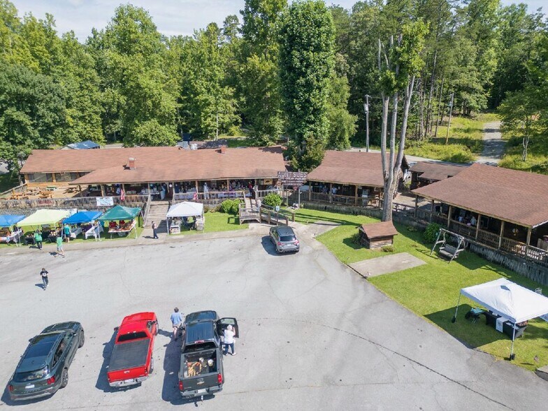 More Photos Of 107 Country Creek Dr, Pickens Storefront Retail Office For Sale