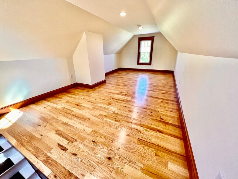 More Photos Of 546 Broadway, Bangor Storefront Retail Residential For Sale