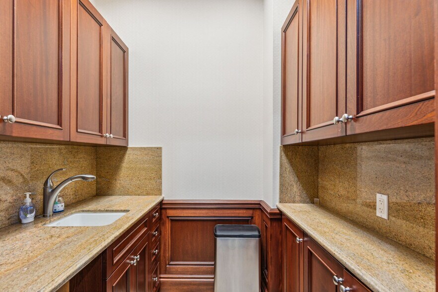 More Photos Of 3945 W Atlantic Ave, Delray Beach Office For Lease