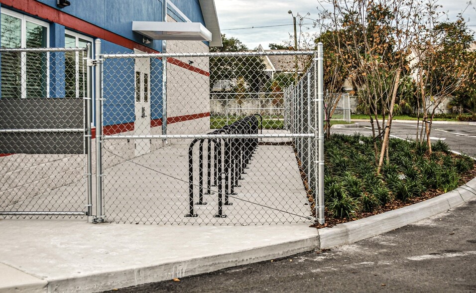 More Photos Of 2220 S 62nd Ave, Saint Petersburg Schools For Lease