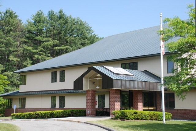 More Photos Of 112 Etna Rd, Lebanon Office For Sale