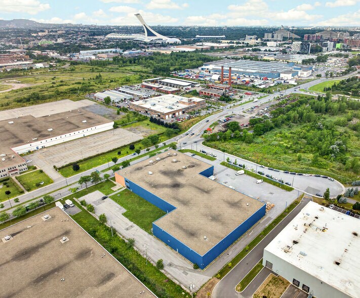 More Photos Of 5780 Rue Ontario E, Montréal Warehouse For Sale