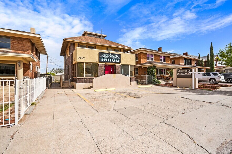 More Photos Of 2422 Montana Ave, El Paso Storefront Retail Office For Sale