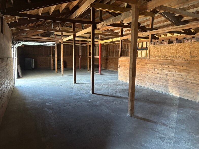 More Photos Of 3310 Fields St, Farmville Warehouse For Sale