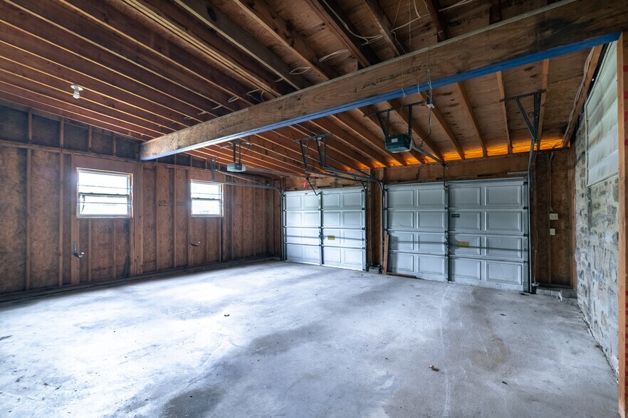 More Photos Of 115 Clifton Ave, Collingdale Specialty For Sale