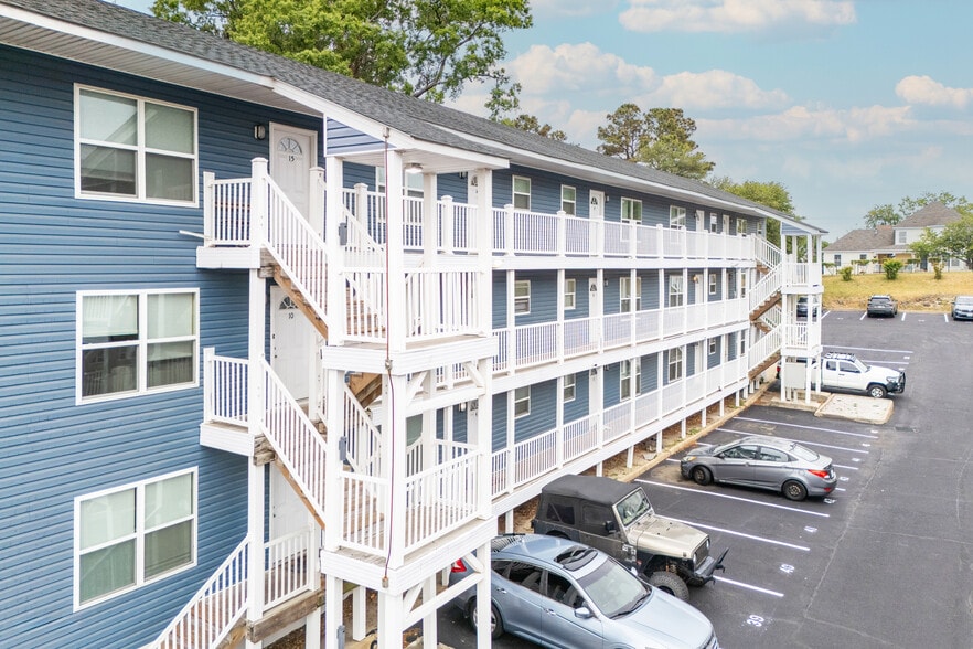 More Photos Of 2111 Pretty Lake Ave, Norfolk Apartments For Sale