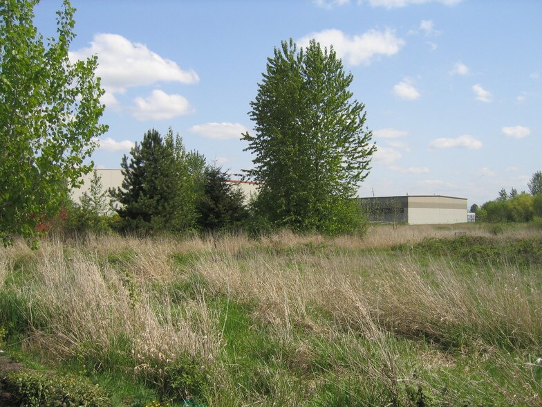 More Photos Of 310 44th St NW, Auburn Manufacturing For Lease