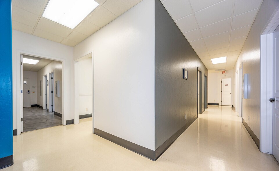 More Photos Of 3533 Canyon de Flores, Sierra Vista Medical For Lease