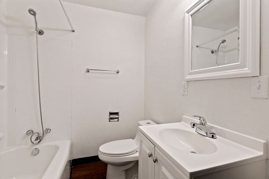 More Photos Of 901 S Lincoln St, Spokane Multifamily For Sale