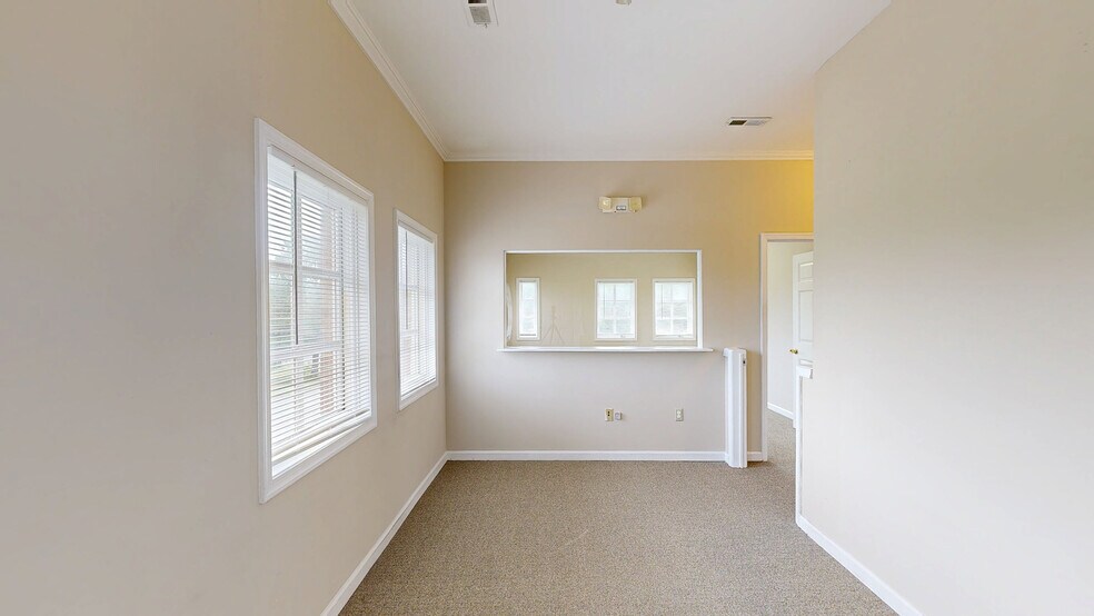 More Photos Of 3920 Plank Rd, Fredericksburg Office Residential For Sale