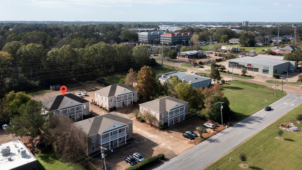 More Photos Of 403-C Towne Center Blvd, Ridgeland Office For Sale