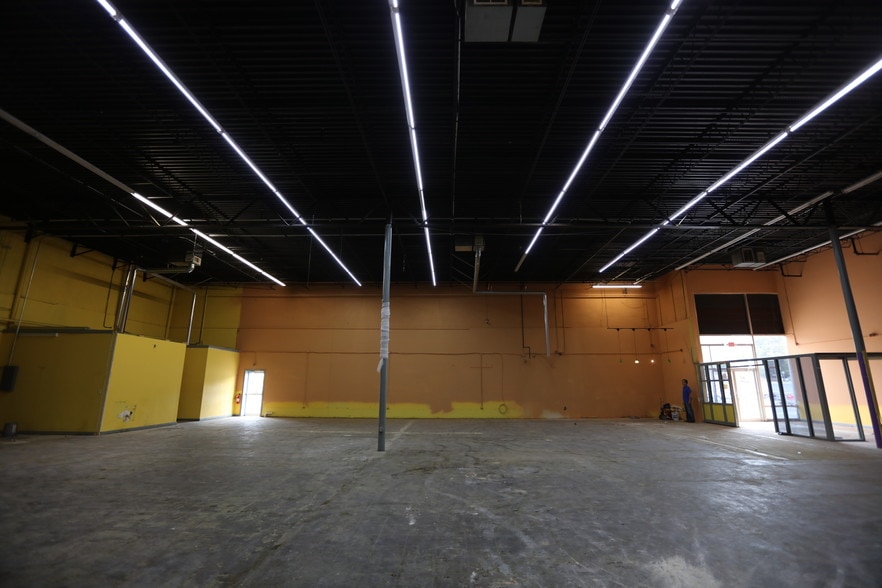 More Photos Of 5055 Austell Rd, Austell Storefront For Lease