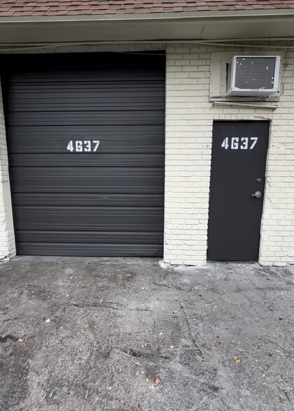 Primary Photo Of 4631-4641 NW 8th Ave, Oakland Park Warehouse For Lease