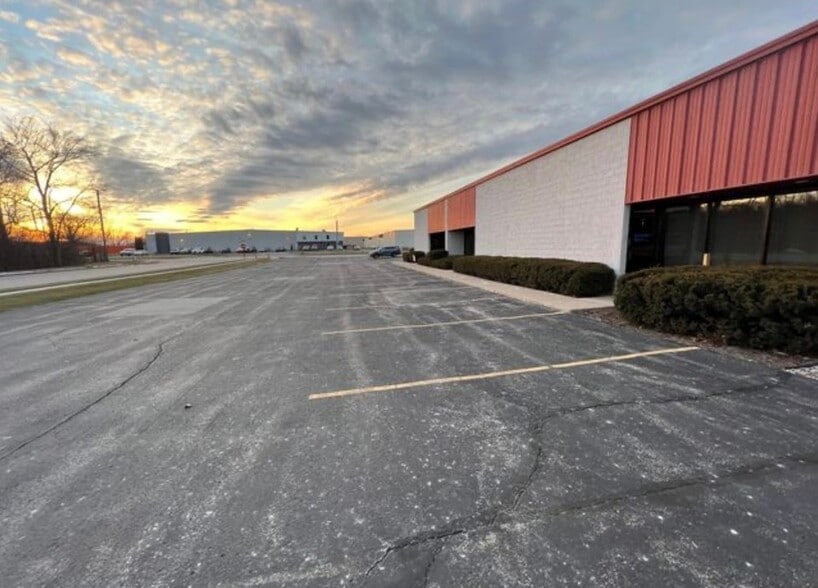 Primary Photo Of 2418 Industrial Dr, Neenah Light Distribution For Lease