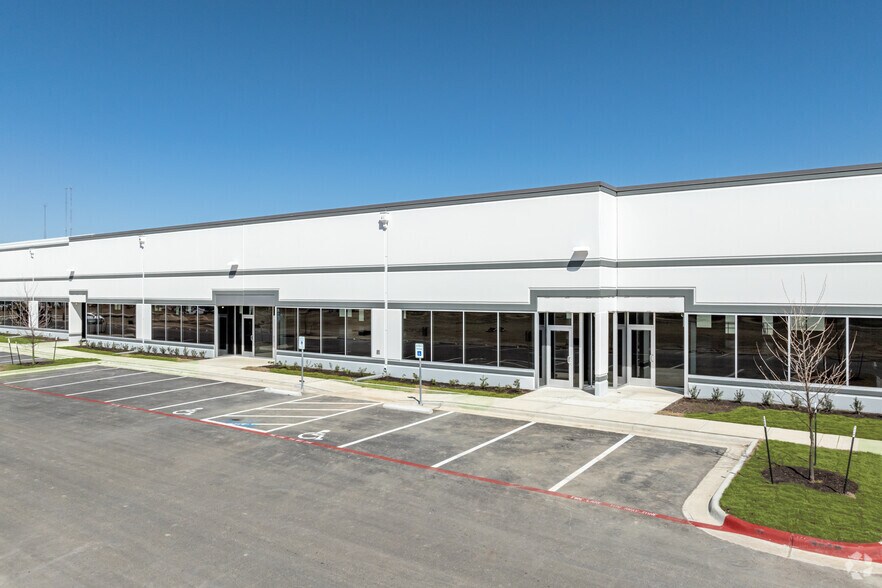 More Photos Of 5305 N Mays St, Georgetown Unknown For Lease