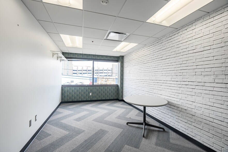 More Photos Of 34100 Woodward Ave, Birmingham Office For Lease
