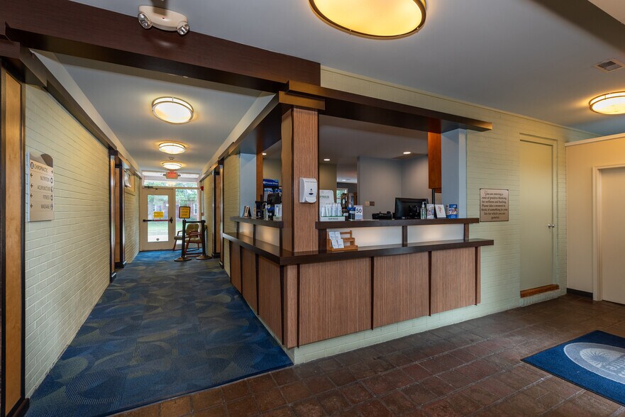 More Photos Of 3536 Grove Ave, Richmond Medical For Lease