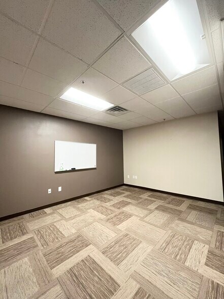 More Photos Of 13405 Folsom Blvd, Folsom Office For Lease