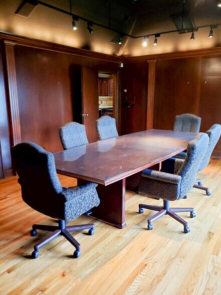 More Photos Of 1851 E 71st St, Tulsa Loft Creative Space For Sale