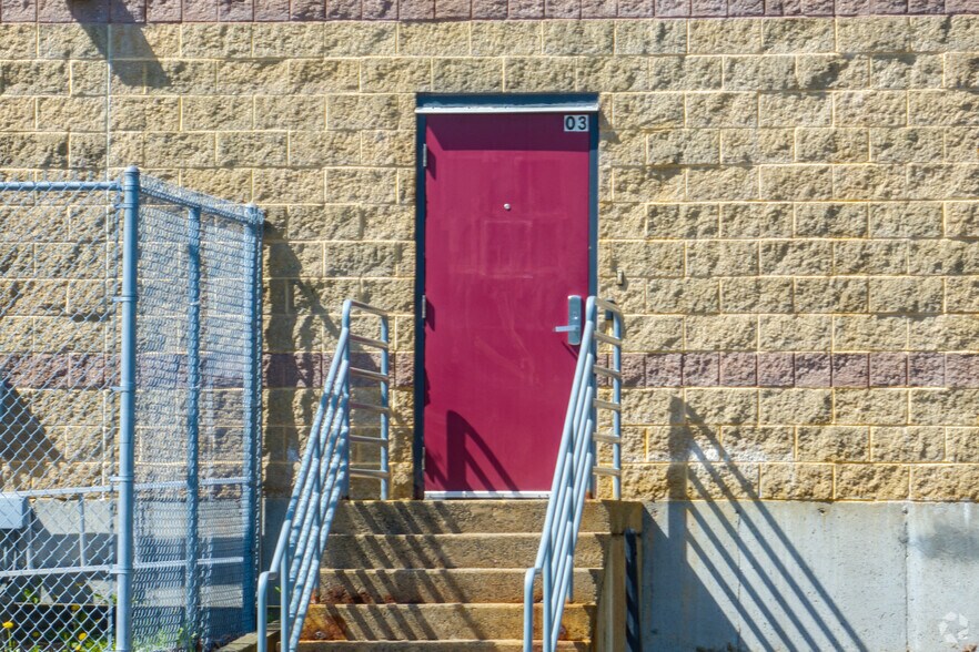 More Photos Of 1 Technology Way, Salem Industrial For Sale