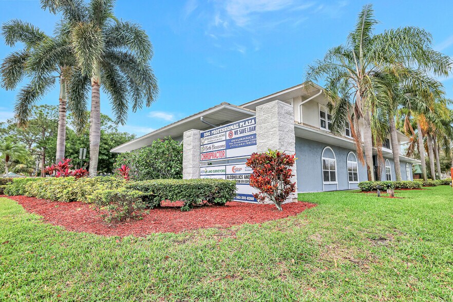 More Photos Of 550 SE Port St Lucie Blvd, Port Saint Lucie Office For Lease