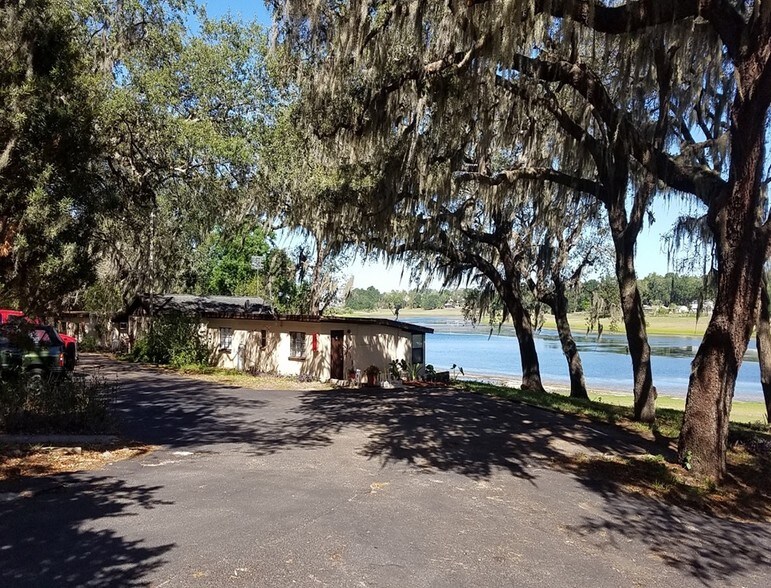 More Photos Of 8105 W Colonial Dr, Orlando Apartments For Sale