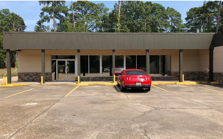 More Photos Of 3903-3919 Southern Ave, Shreveport Storefront Retail Office For Lease