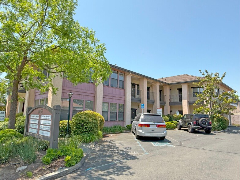 More Photos Of 1055 Broadway, Sonoma Office For Lease