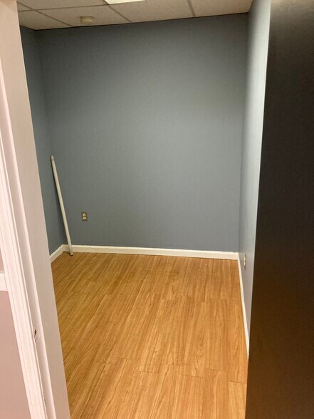More Photos Of 102 East State Street, Ithaca Loft Creative Space For Lease