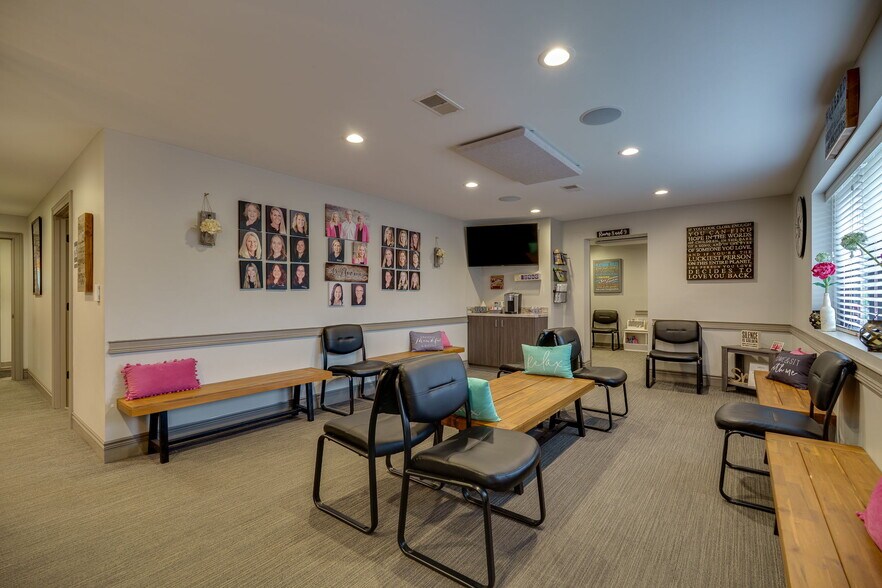 More Photos Of 5671 Far Hills Ave, Dayton Medical For Sale