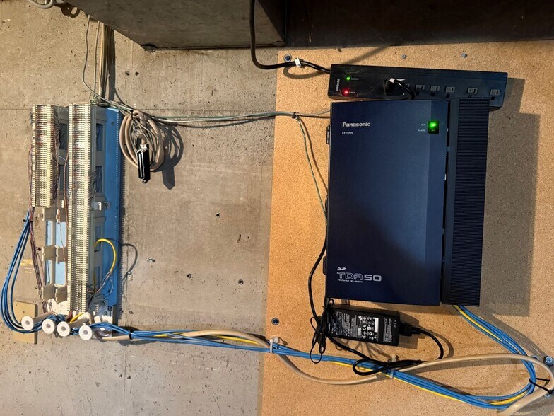 More Photos Of N4080 Hwy E, Freedom Office For Sale