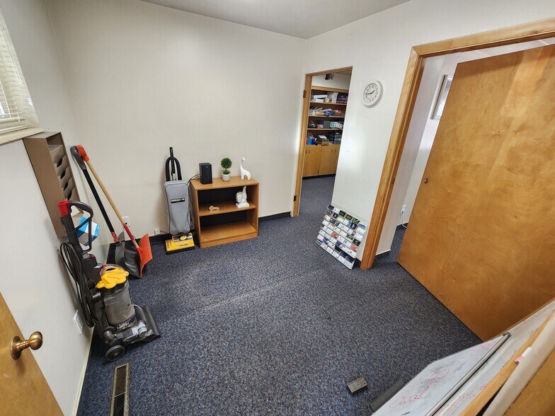 More Photos Of 520 3rd St, Idaho Falls Office For Sale
