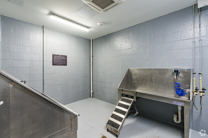 More Photos Of 23 NE 17th Ter, Miami Apartments For Lease